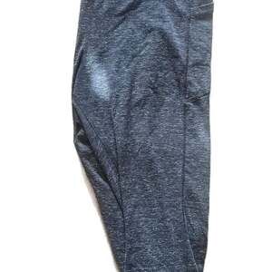 Athletic Works Women's Plus Size XXXL/3XG (22) Heather Space Dye Capri Leggings